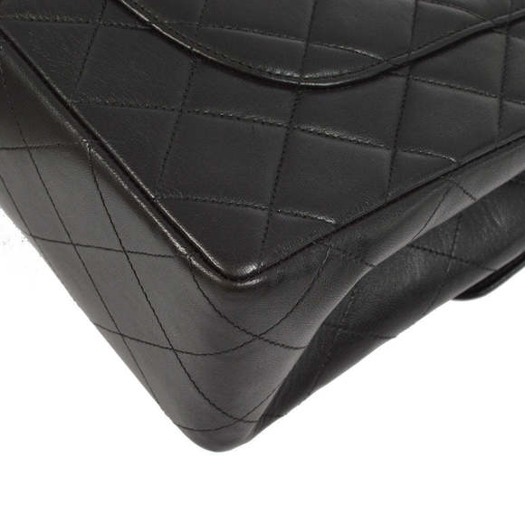 CHANEL Black Lambskin Jumbo Classic Flap Shoulder Bag 181634 - Picture 5 of 10